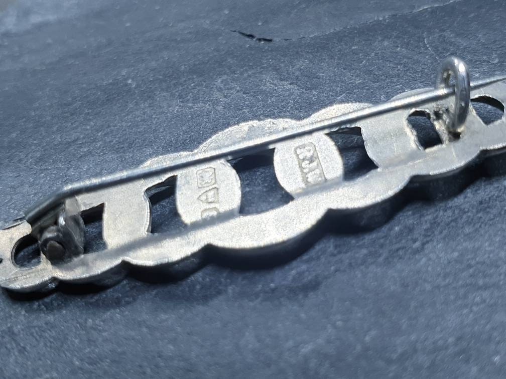 Antique Sterling Silver Lovers Knot Brooch - Edwardian Chester Hallmarks circa 1905 - 2.1g