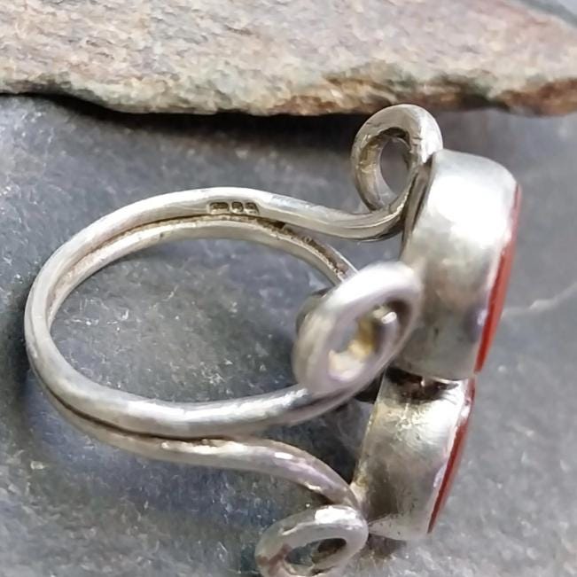 Vintage Double CARNELIAN Sterling Silver Ring - uk size N (6.5) - 4.1g