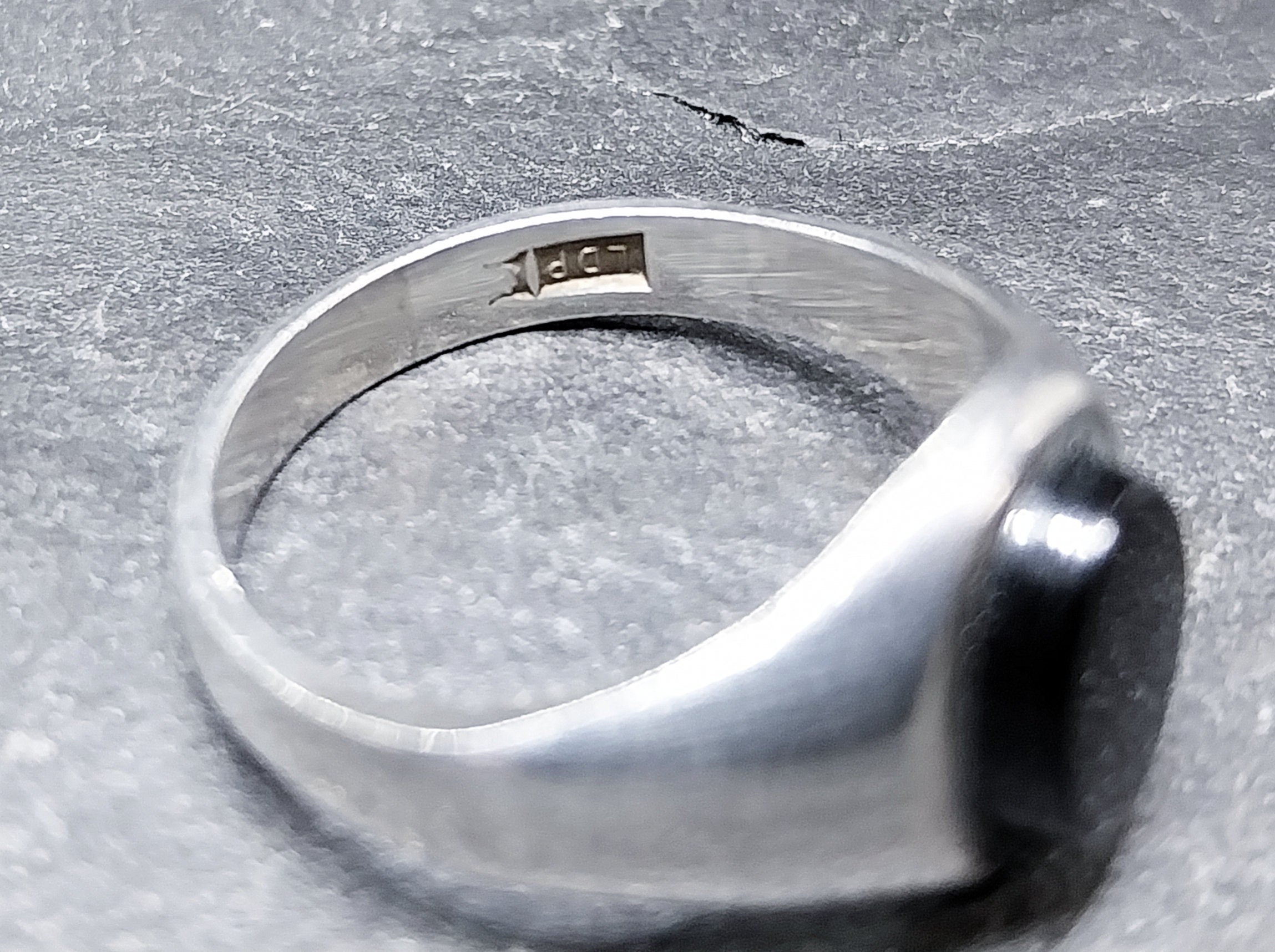 Vintage St SILVER Signet RING with Black ONYX Stone - uk size O (us 7) - 3.4g