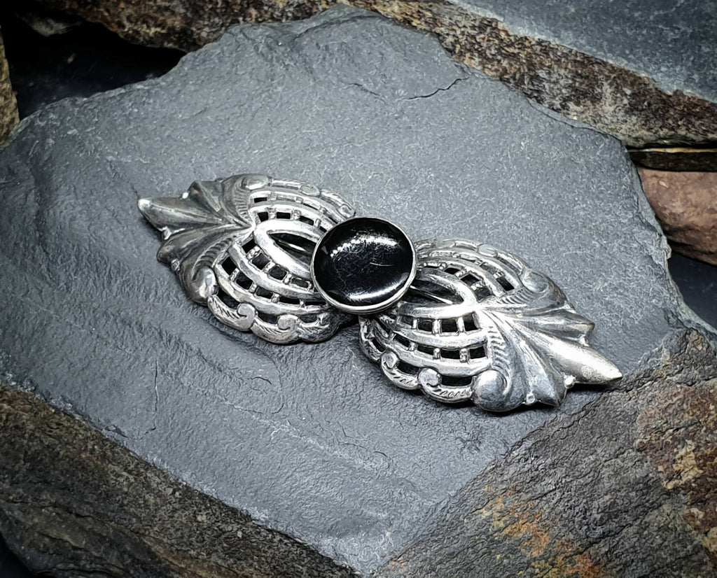 Vintage SILVER & ONYX BROOCH - Winged Design - 9.9g