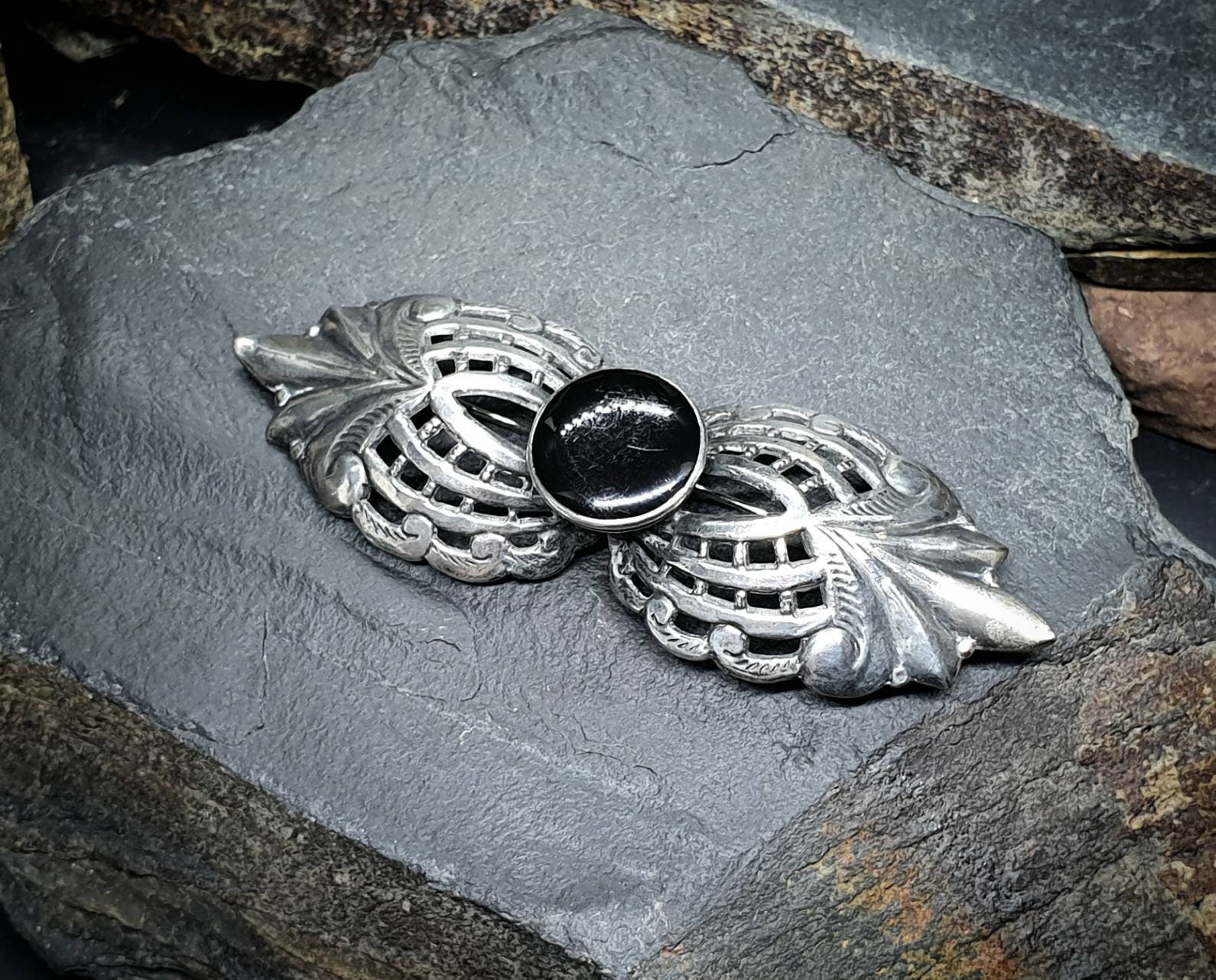 Vintage SILVER & ONYX BROOCH - Winged Design - 9.9g