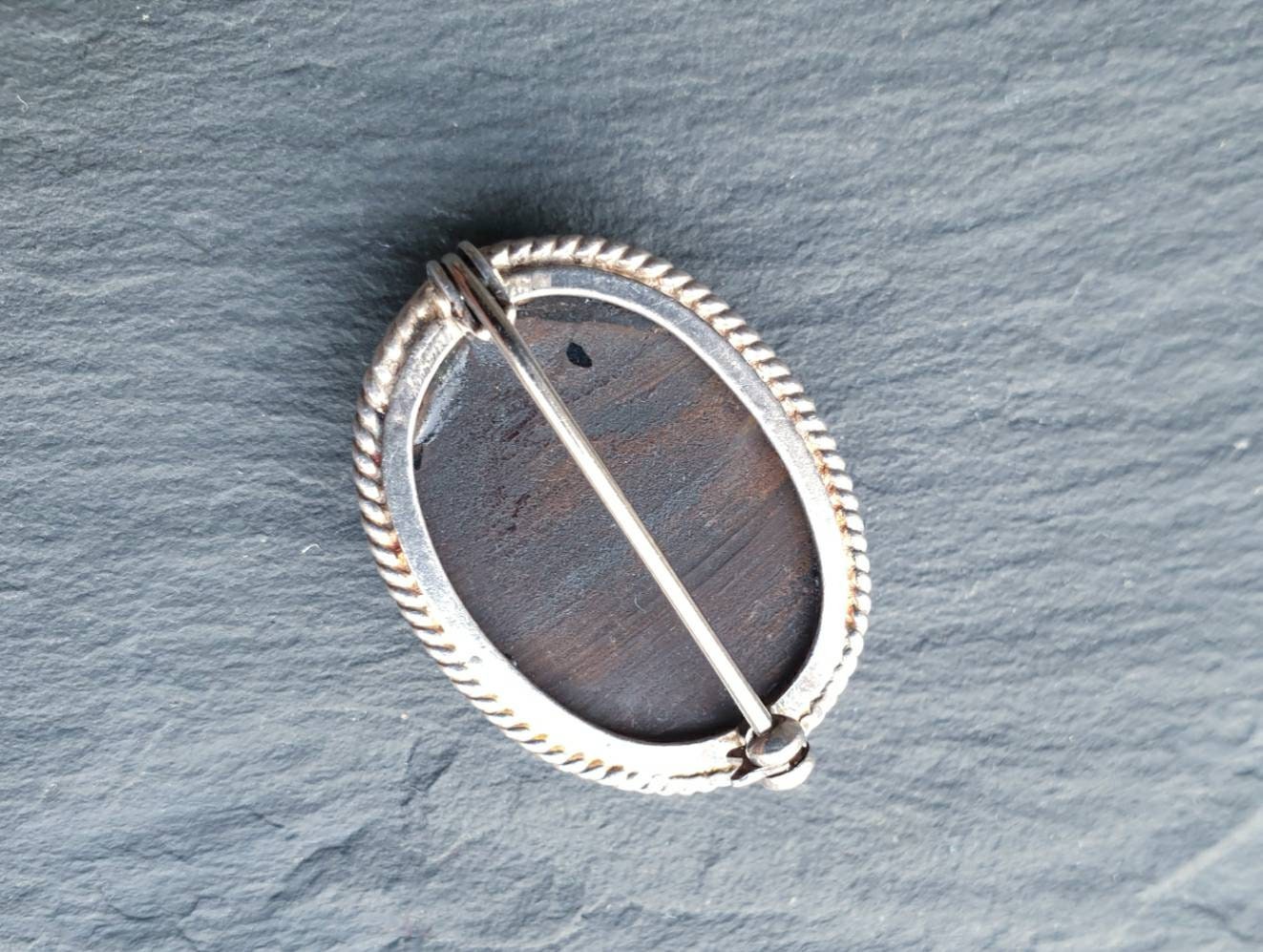 SILVER ONYX BROOCH Pin Victorian Style, Vintage with Jet Black Stone
