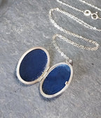 Vintage STERLING SILVER Oval Locket Necklace - on 18" Chain - 5.5g
