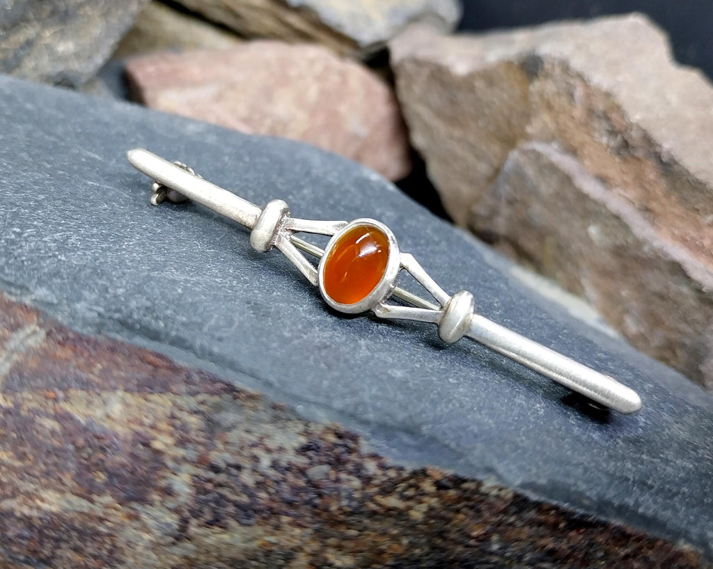 Vintage CARNELIAN Sterling SILVER Brooch - Sterling Silver - 3.2g