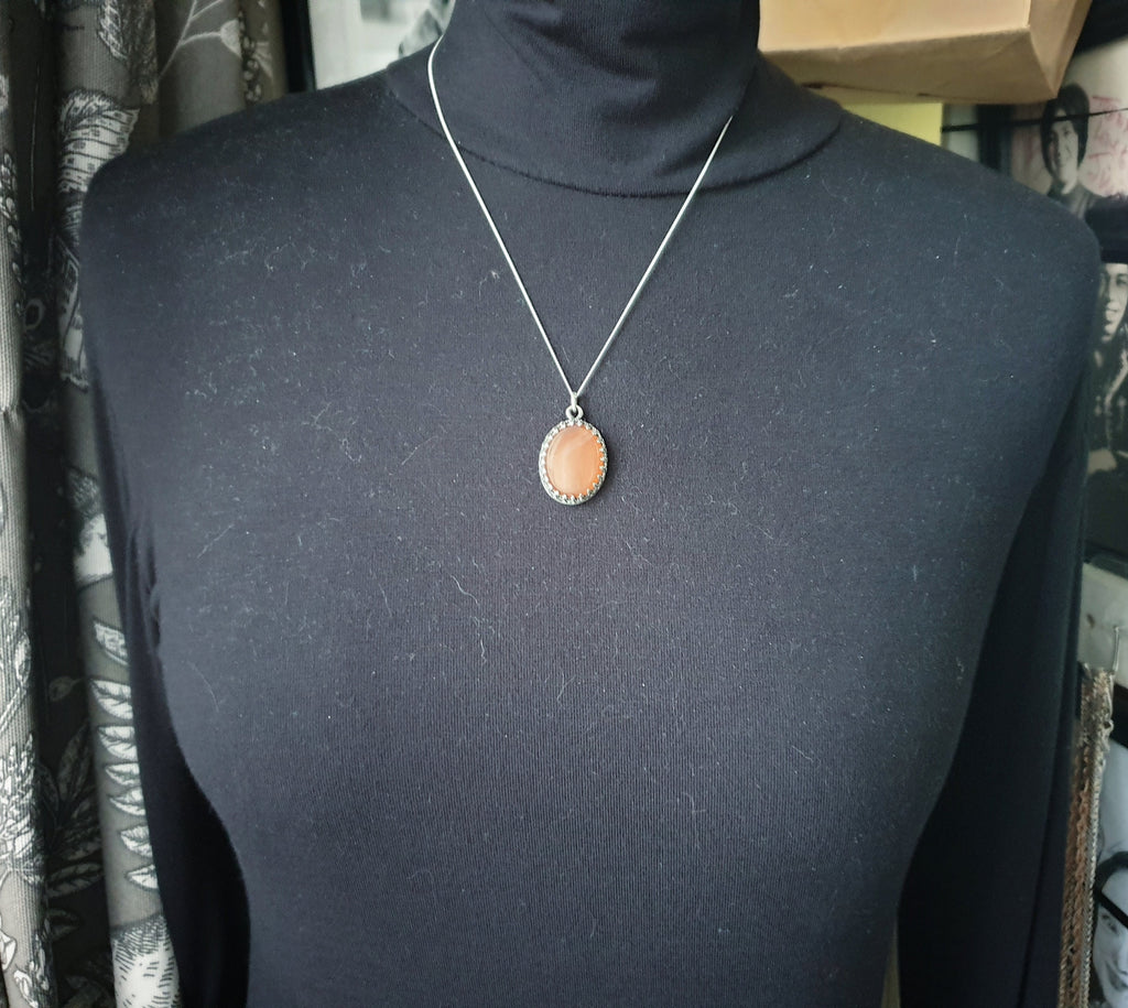 Antique Carnelian Agate  Pendant Necklace  on  20" Chain - 6.9g