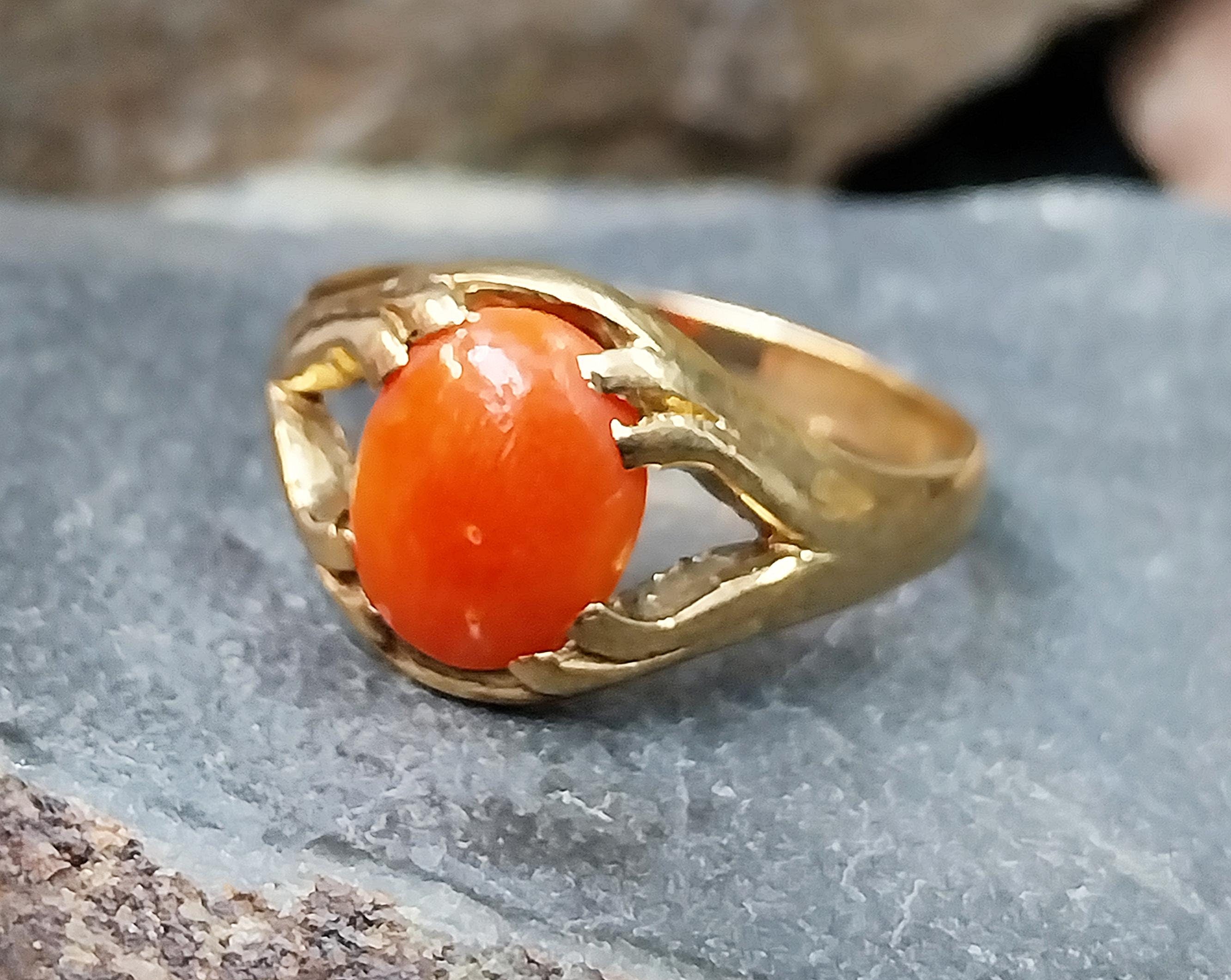 Vintage 9ct GOLD Coral RING - Big Size uk V (us 10.5) - 3.3g