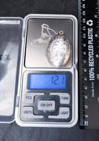 Large Vintage SILVER Puffy OVAL LOCKET - with Rose on 20" Chain - 12.1g