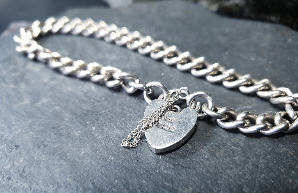 Vintage Silver Link Bracelet with heart padlock clasp c 1975, 18cm - 18.9g