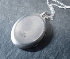 STERLING SILVER Locket Necklace - Engraved 'Linda' - with 18" Chain - 5g