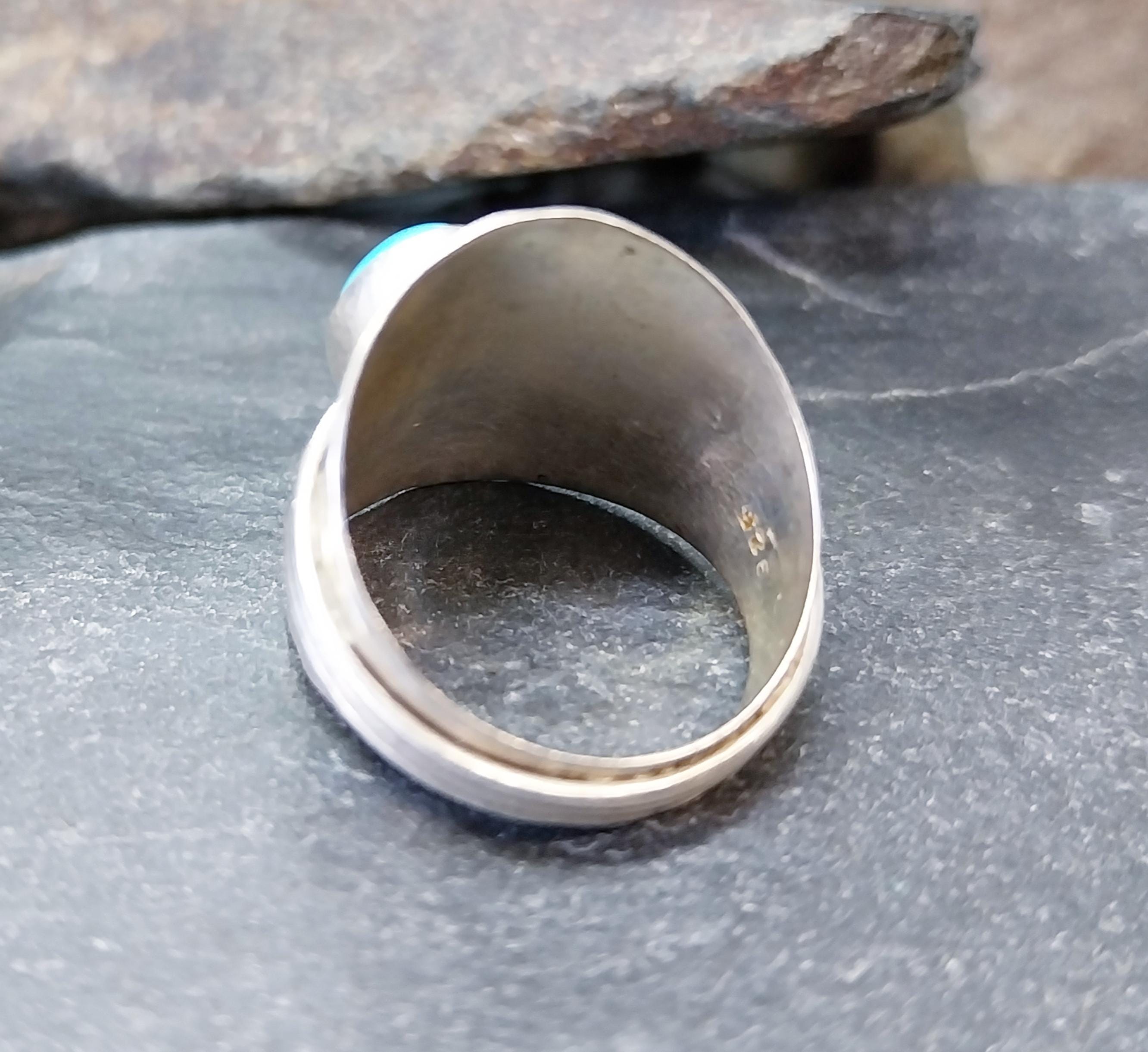 Sterling Silver TURQUOISE RING - uk size N 1/2 (us 7) - 5.1g