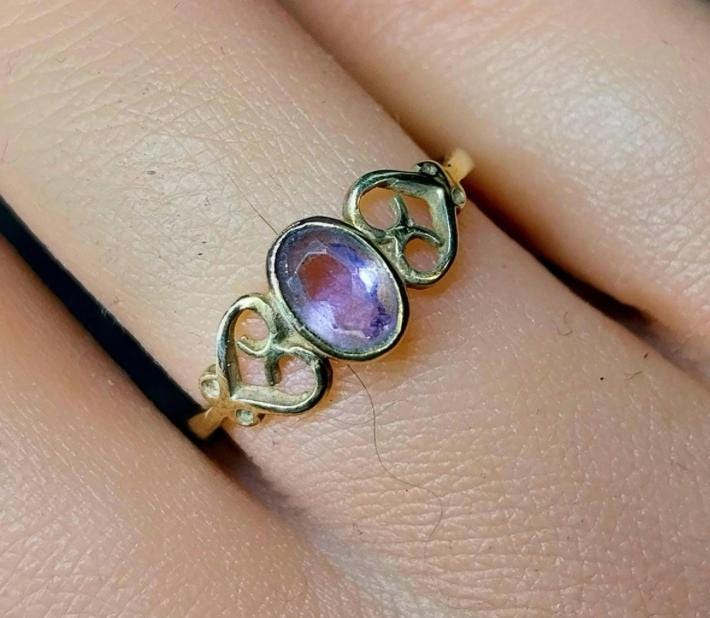 9ct GOLD CELTIC Heart KNOT Ring - Amethyst Gemstone - uk size M (us 6) - 1.4g
