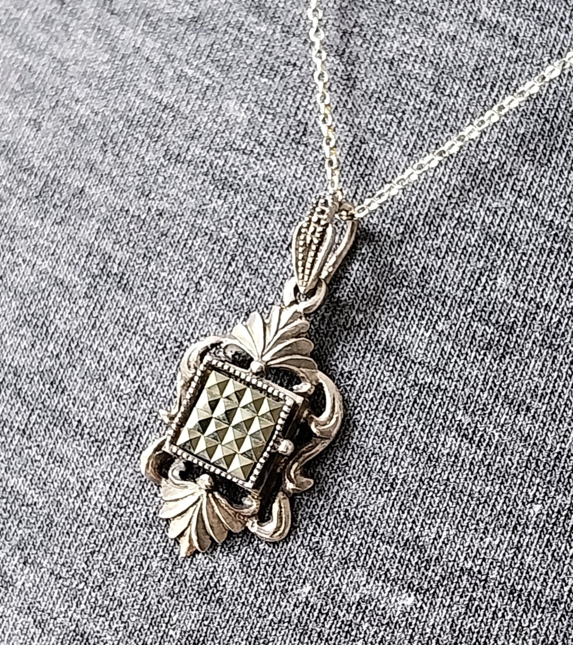 Vintage Unusual Locket - with Marcasites on 18" Chain - 5g
