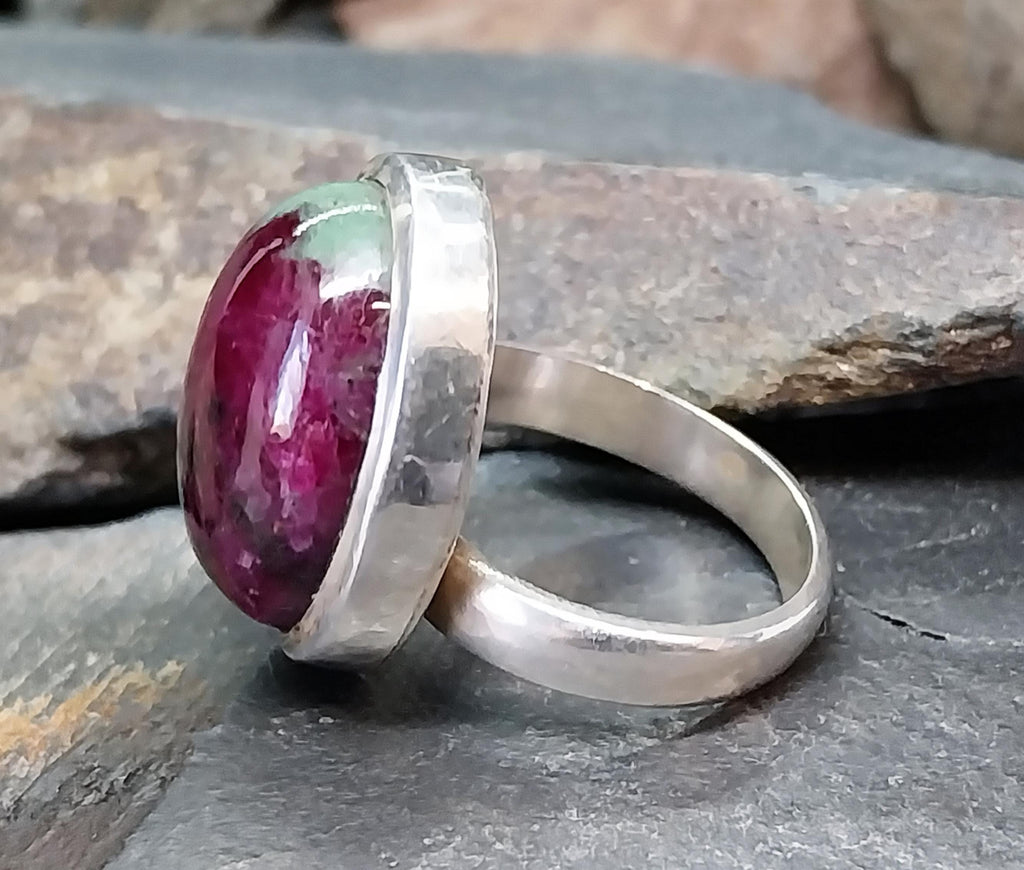 Sterling Silver RING - Large Moss Agate and Plum Red - uk size Q (us 8) - 14.1g