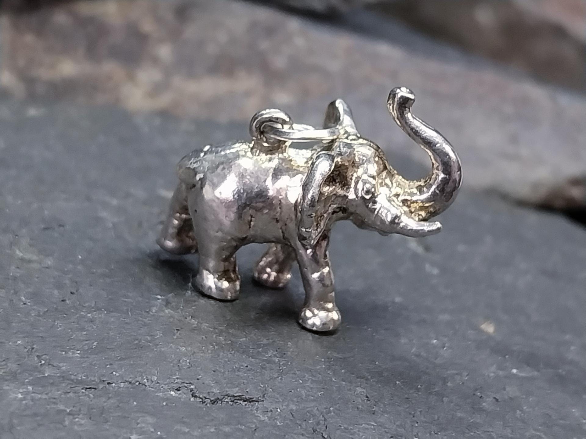 Vintage Silver ELEPHANT Charm or Pendant - 6.2g
