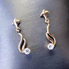 Vintage 9ct Gold Twist DROP EARRINGS - Dangling - 0.6g