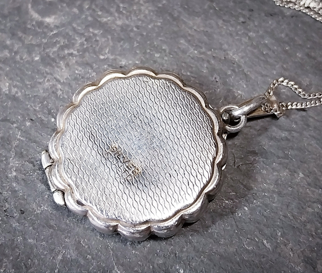 Georg Jensen SILVER LOCKET Necklace - Scalloped Circle with 4 flowers on 18" Chain - 5.4g