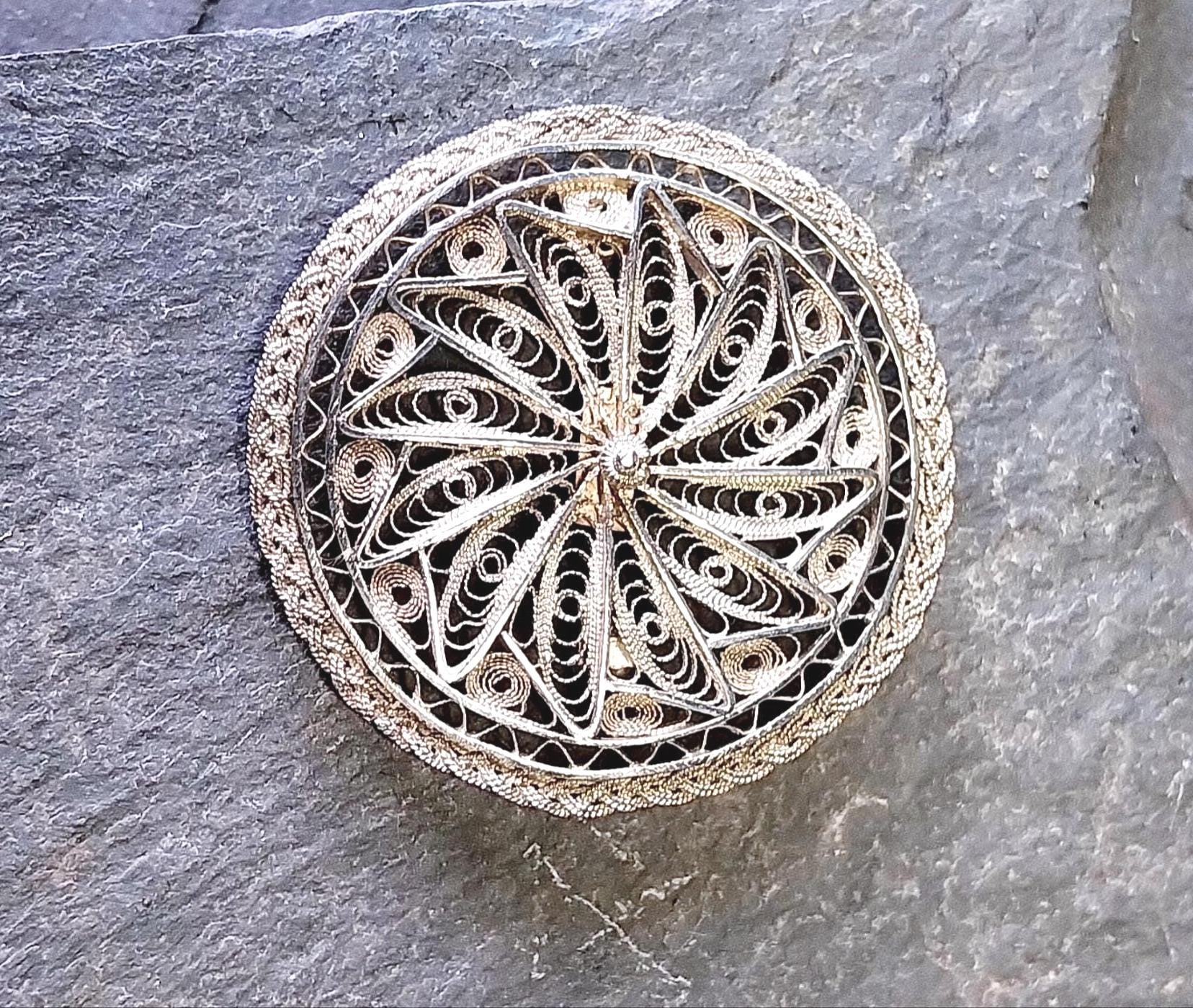 Antique Silver FILIGREE STAR Brooch - Sterling Pin - 7.8g