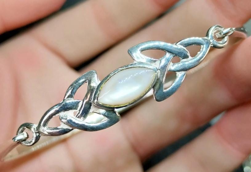 Kit Heath Sterling SILVER BANGLE Bracelet - with Mother Of Pearl - 8.9g