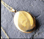 9ct GOLD LOCKET Necklace with Cameo Lady on 18" Chain - 3.2g