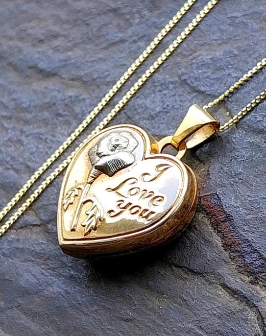 9ct GOLD HEART LOCKET with Single Rose & 18" Chain - Art Nouveau - 1.5g
