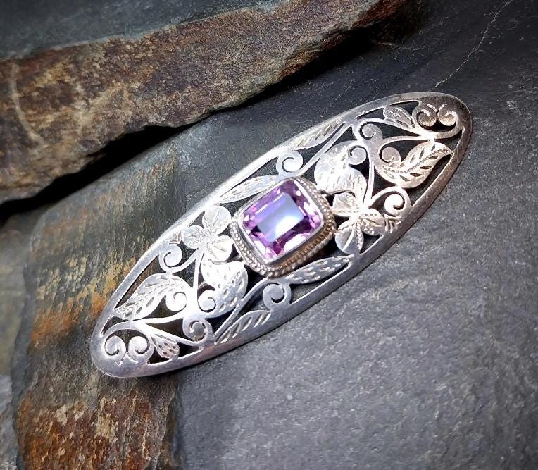 Vintage Sterling Silver BROOCH - Amethyst and shamrocks - 8.6g