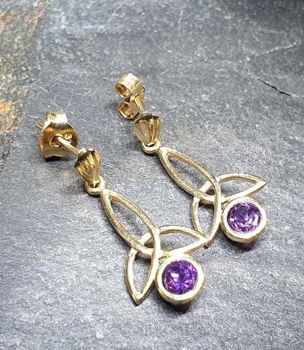 9ct GOLD CELTIC Amethyst Drop EARRINGS - 1.1g
