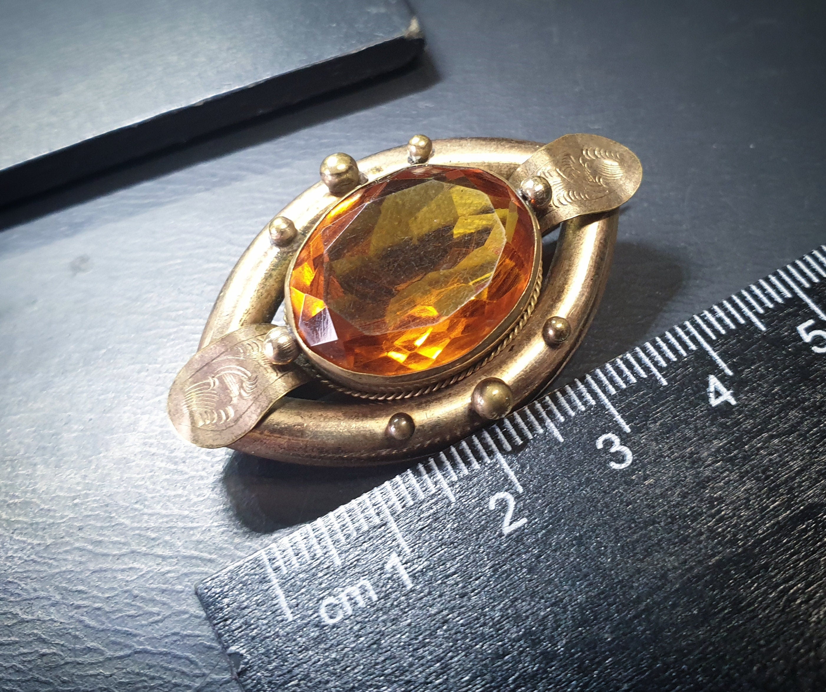 Large Antique VICTORIAN BROOCH - Citrine Coloured Gemstone 12.8g
