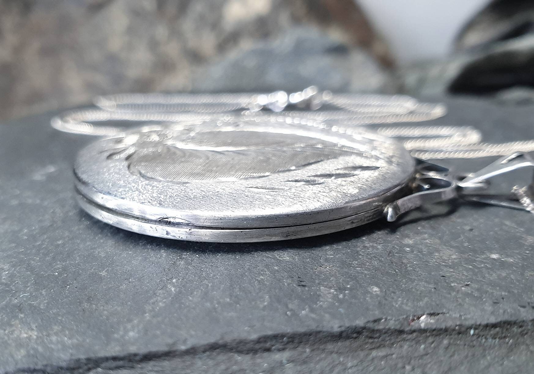 HUGE XL Sterling Silver Circular LOCKET Necklace -  on 24" Chain - 16.7g