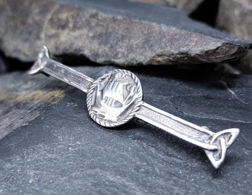 Vintage Sterling Silver Viking Ship Brooch Pin - Edinburgh circa 1937 - 7.5g