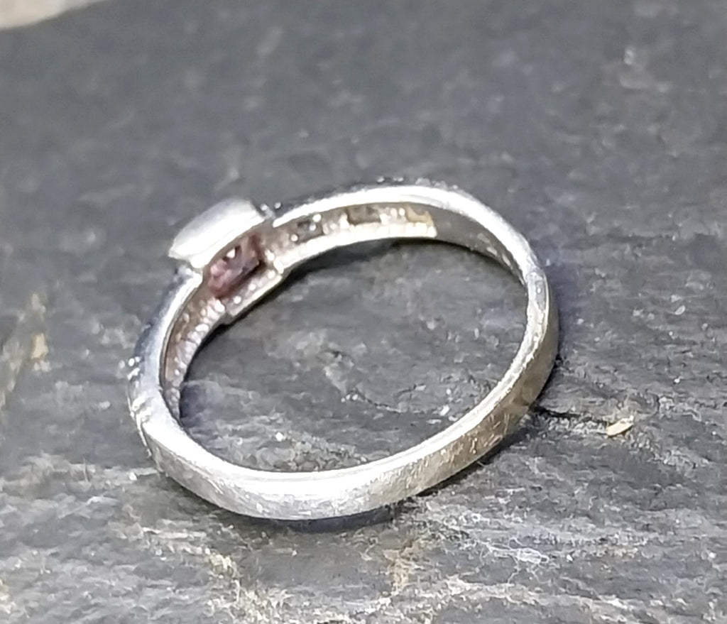 9ct WHITE GOLD Ring, Pink Morganite Solitaire - Size UK N 1/2 (us 7) 2.3g