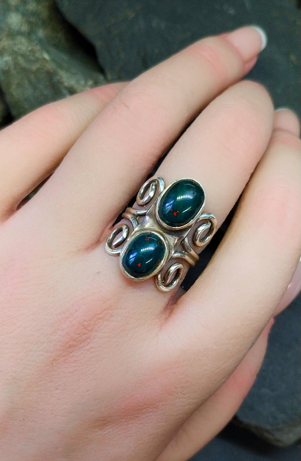 Vintage SILVER Double Bloodstone Agate RING - uk size L (us 5.5) - 5.3g