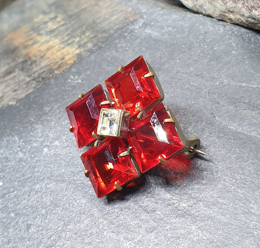 Antique Art Deco Czech BROOCH -Bright Red Coloured Glass  - 3.8g