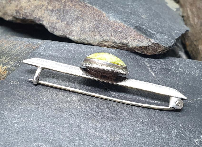 Vintage Sterling Silver Connemara Marble Brooch - Tie Pin - 4.2g