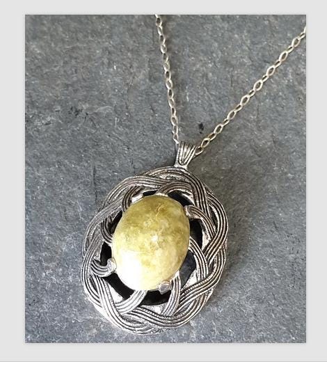 RARE Sterling SILVER Connemara Marble Pendant Necklace Miracle on 18" Chain - 9g