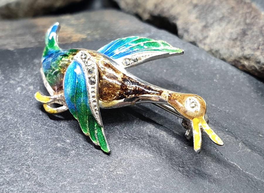 Vintage Silver and Enamel Flying Duck BROOCH - Retro, Kitsch - 4.8g