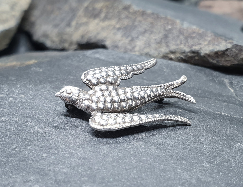 Antique Sterling Silver SWALLOW BROOCH BIRD - Pin 1.8g