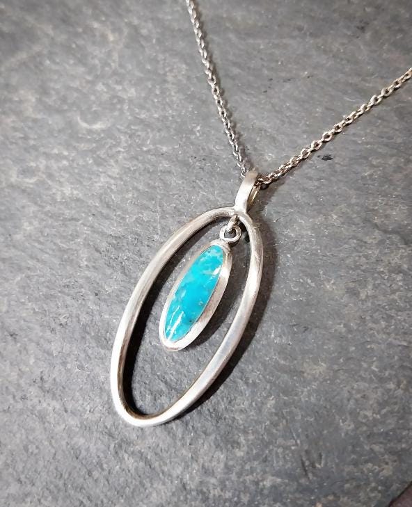 Vintage Turquoise Pendant Necklace - on 17" silver chain - 5.5g