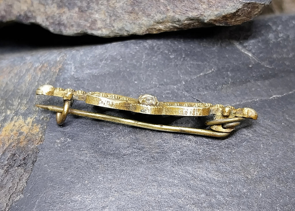 Victorian BOW BROOCH - pinchbeck with Paste Stone - 3.3g