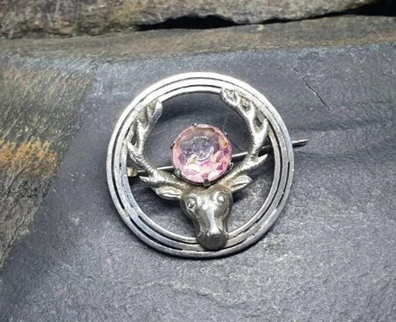 Vintage Silver STAG Brooch - with Purple Amethyst Stone - WBs - 8.2g