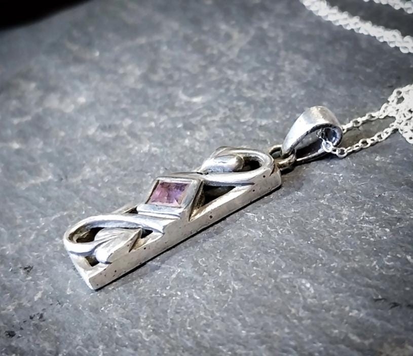 Vintage Sterling PENDANT NECKLACE with Amethyst on 18" - 4.7g