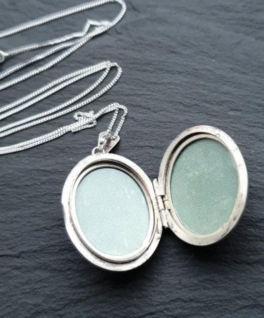 Vintage STERLING SILVER Locket Necklace - Joseph Smith - with 24" Chain - 7.5g