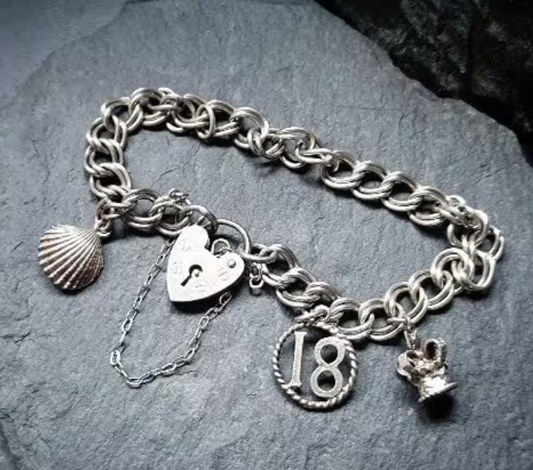 Vintage SILVER LINK BRACELET with 3 Charms and Padlock Lock - Sterling Silver - 17.2g