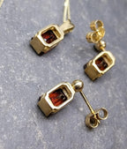 Vintage 9ct Gold Red Gemstone NECKLACE and EARRINGS Matching Set - 3.7g