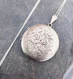 Huge Silver CIRCULAR LOCKET Necklace - Double Rose with 20" Chain - Joseph Smith - 10.9g