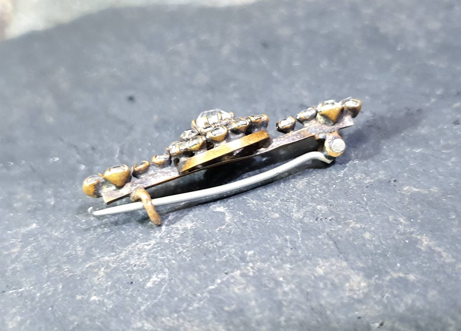 Antique Edwardian BROOCH - Stunning with Paste Stones - 2.9g
