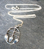 Sterling Silver CELTIC Cecily Leaf Pendant Necklace & 18" Chain - 4.3g