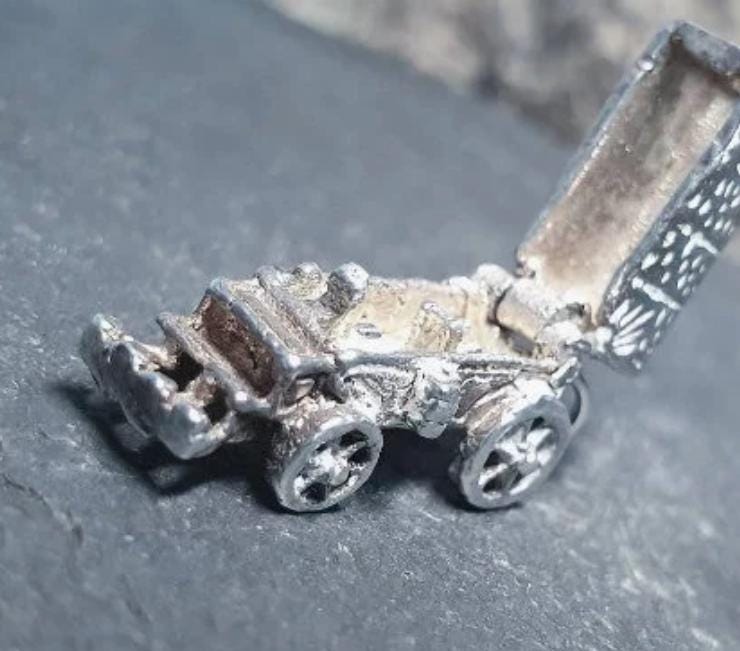 Vintage Silver COWBOY / GYPSY WAGON Charm - Opens Up - Bracelet - 5.1g