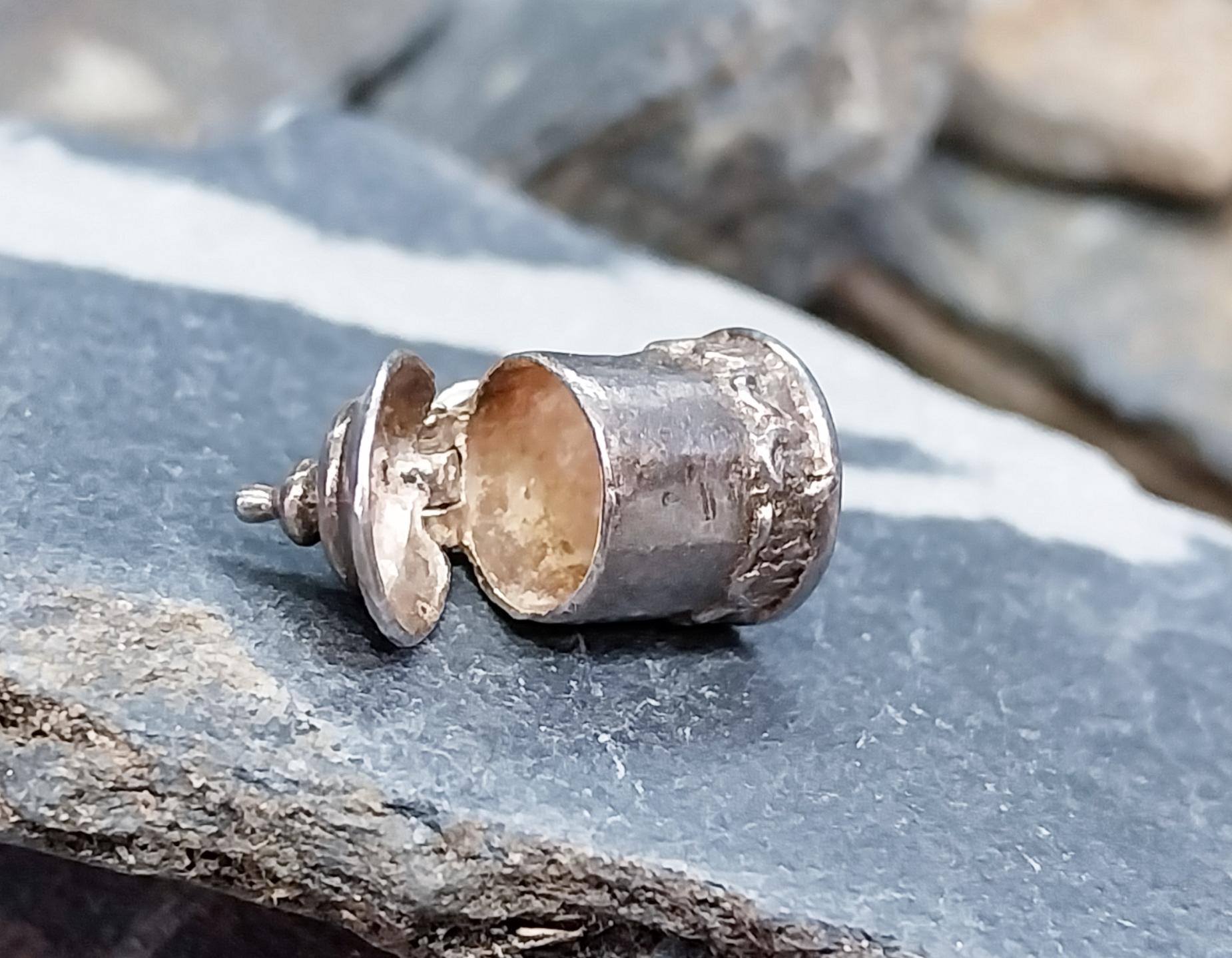 Tankard Jug Mug Charm - opening lid - 925 sterling silver - 2.7g