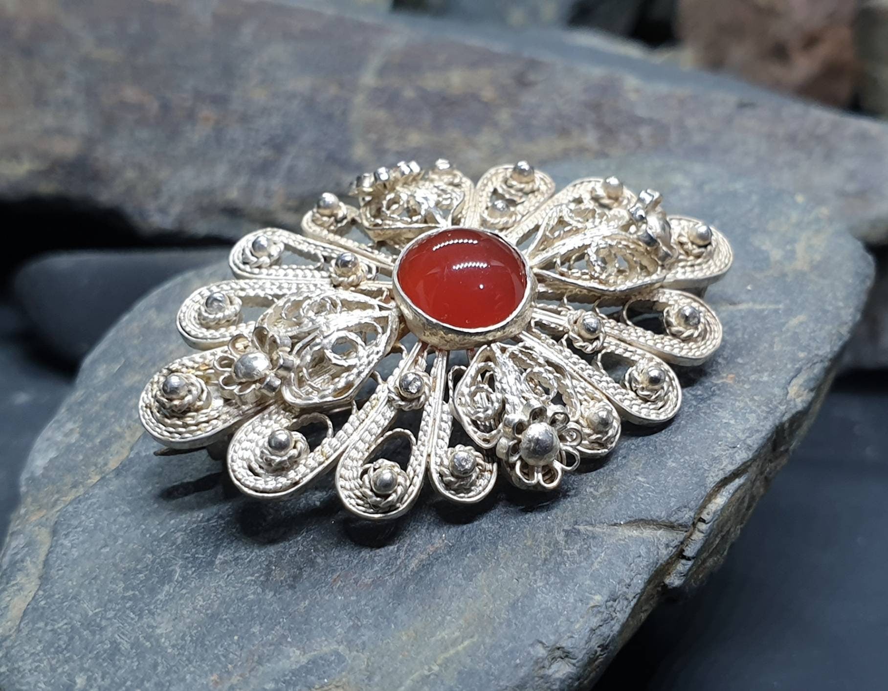 Antique Silver CARNELIAN FILIGREE Flower Brooch - Continental Silver Pin - 7.5g