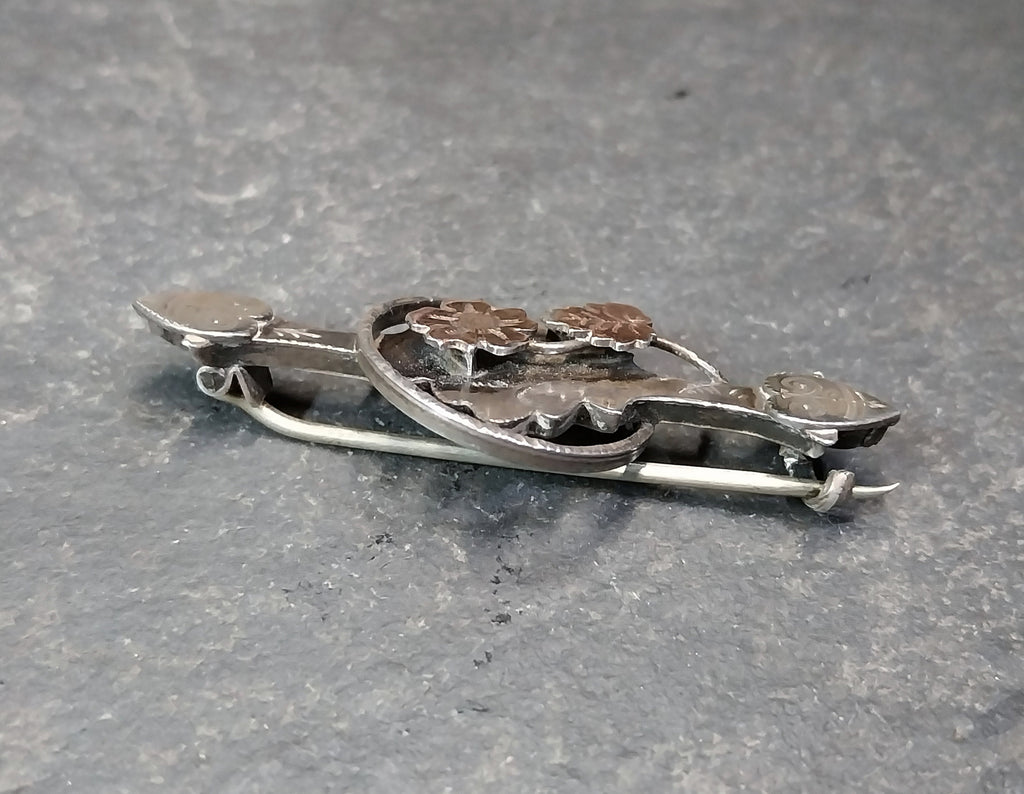 VICTORIAN tique Sweetheart Brooch - Sterling Silver Chester c 1896 - 4g